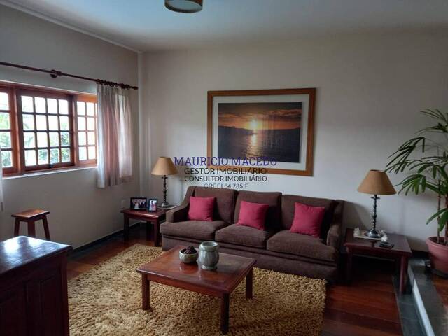 #1958 - Casa para Venda em Santana de Parnaíba - SP