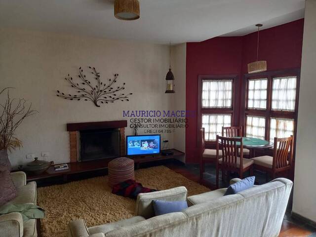 Casa para Venda em Santana de Parnaíba - 4