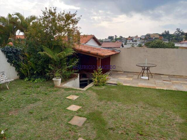 #1958 - Casa para Venda em Santana de Parnaíba - SP