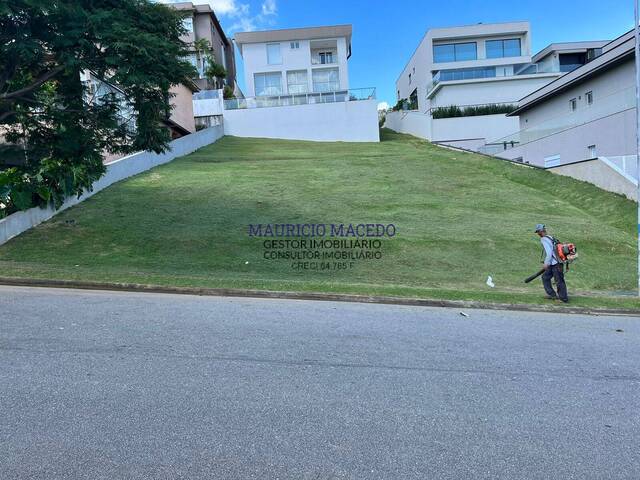 Terreno para Venda em Santana de Parnaíba - 5