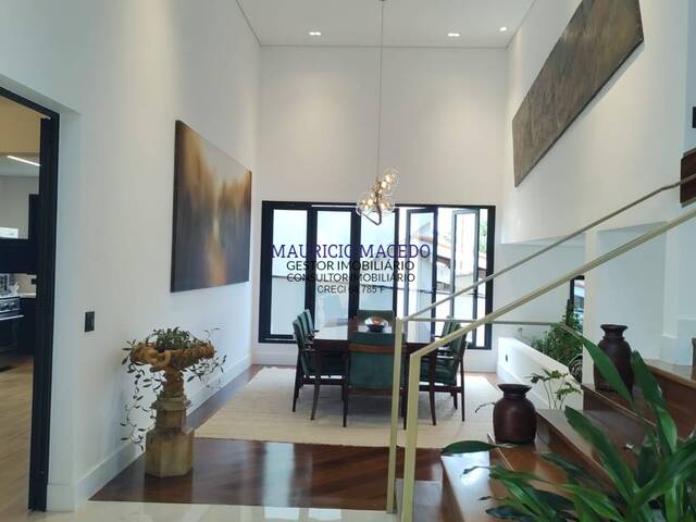 Casa para Venda em Santana de Parnaíba - 3