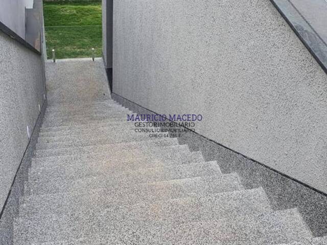 #1967 - Casa para Venda em Santana de Parnaíba - SP