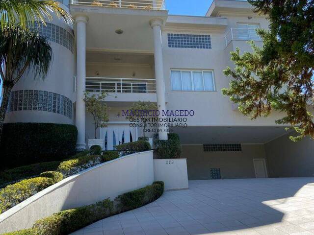 #1971 - Casa para Venda em Santana de Parnaíba - SP