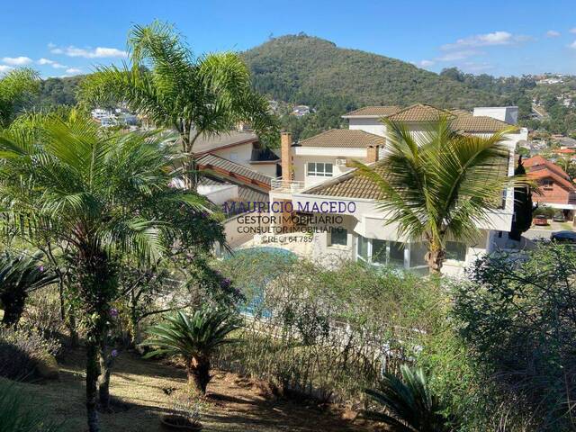 Casa para Venda em Santana de Parnaíba - 4