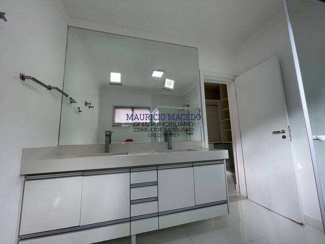 Casa para Locação em Santana de Parnaíba - 2