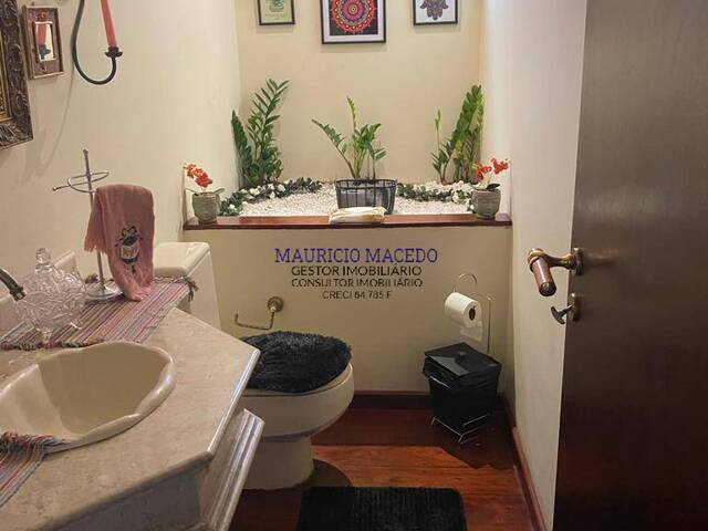 #1979 - Casa para Venda em Santana de Parnaíba - SP