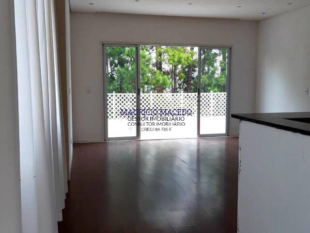Casa para Venda em Santana de Parnaíba - 2