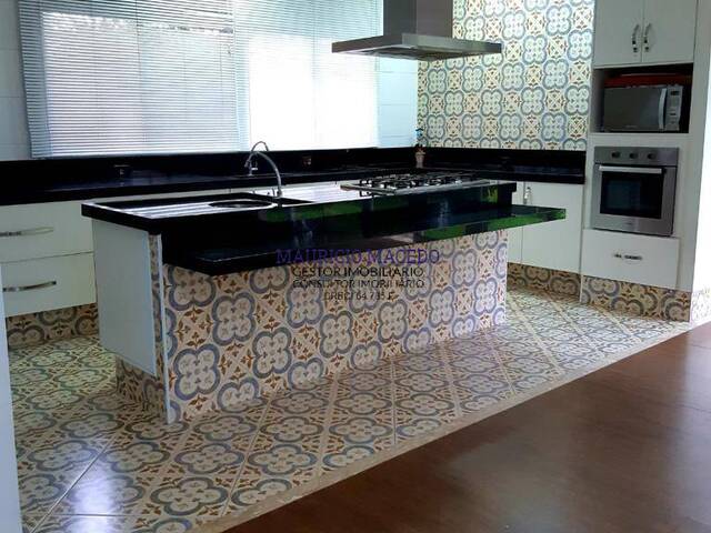 Casa para Venda em Santana de Parnaíba - 4