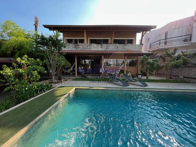 #1988 - Casa para Venda em Barueri - SP