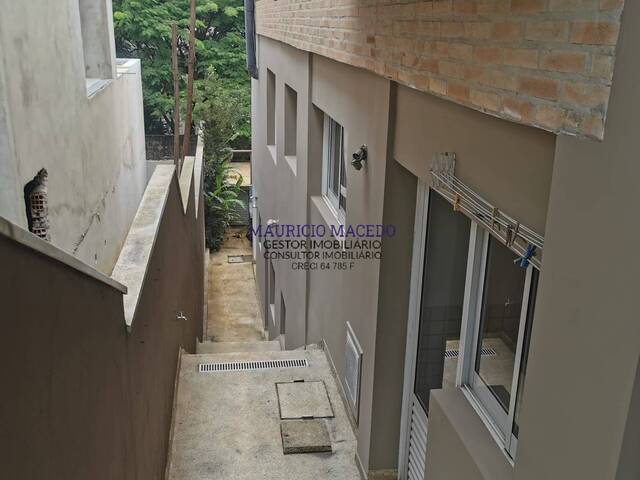 Casa para Venda em Santana de Parnaíba - 5