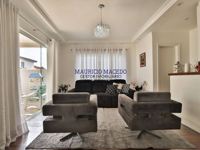 Casa para Venda em Santana de Parnaíba - 5