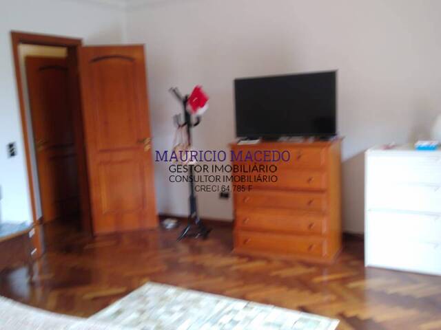 #2020 - Casa para Venda em Santana de Parnaíba - SP