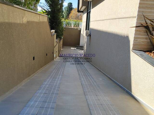 #2025 - Casa para Venda em Barueri - SP