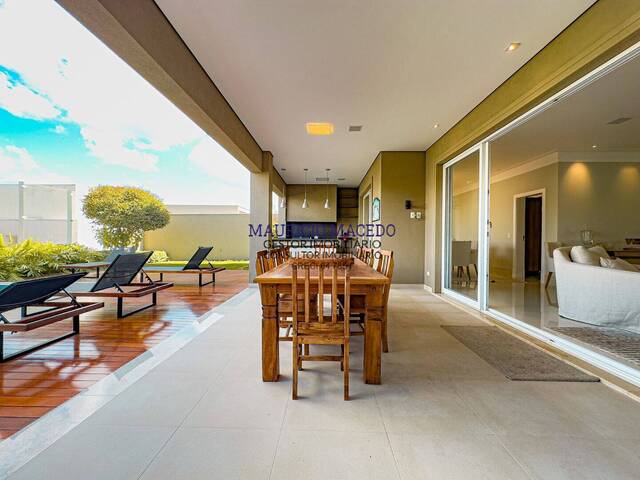 Casa para Venda em Santana de Parnaíba - 4