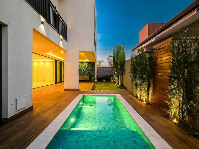 Casa para Venda em Santana de Parnaíba - 4