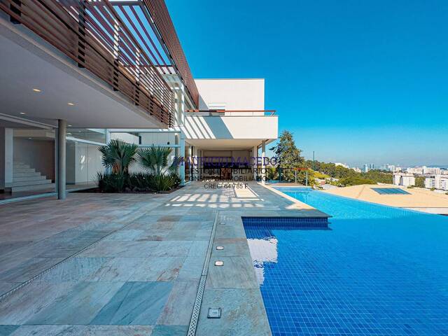 Casa para Venda em Santana de Parnaíba - 5