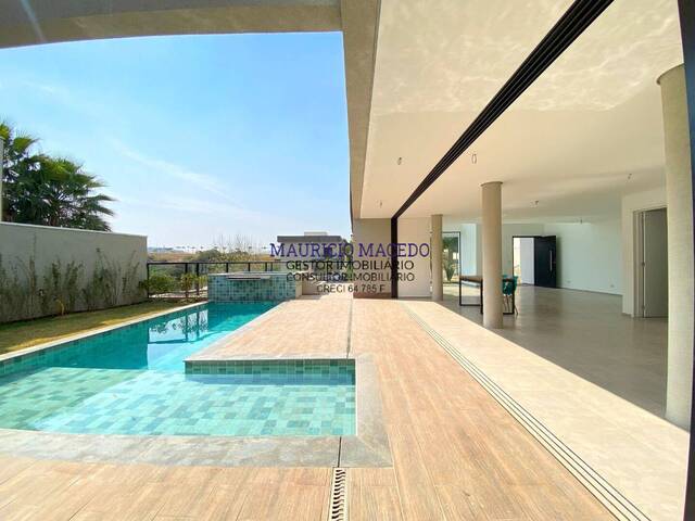 Casa para Venda em Santana de Parnaíba - 4