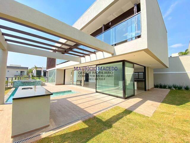 Casa para Venda em Santana de Parnaíba - 5
