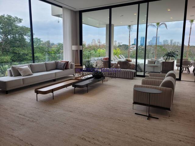 #2076 - Casa para Venda em Santana de Parnaíba - SP