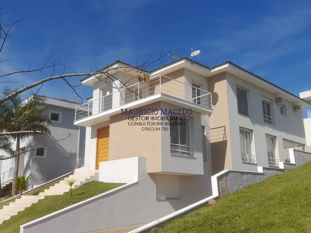 #2011 - Casa para Venda em Santana de Parnaíba - SP - 2