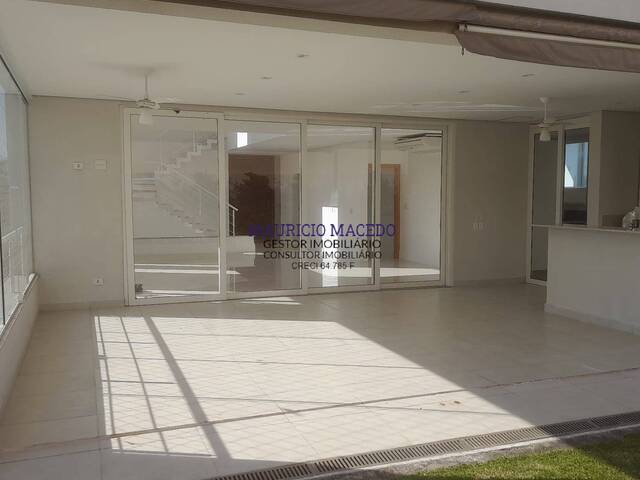 Casa para Venda em Santana de Parnaíba - 5