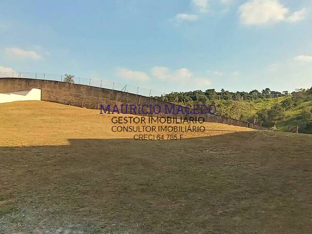 Terreno para Venda em Santana de Parnaíba - 4