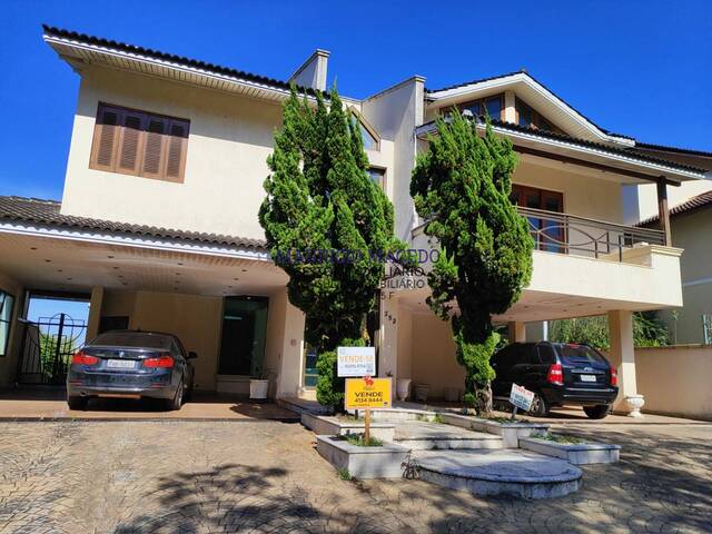 #2104 - Casa para Venda em Santana de Parnaíba - SP