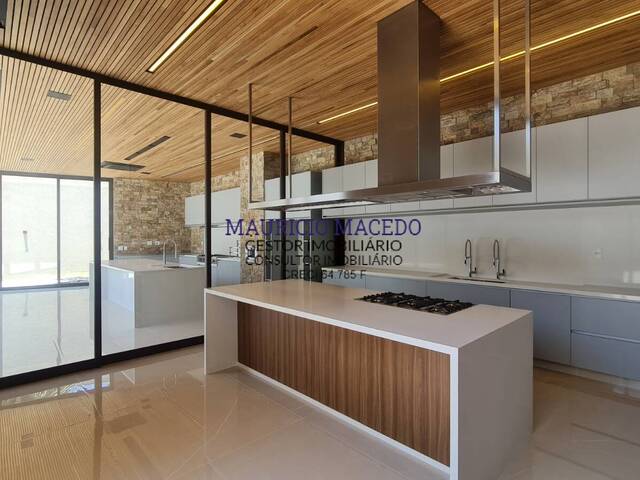 #2110 - Casa para Venda em Barueri - SP