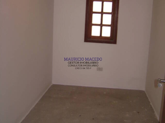 #2111 - Casa para Venda em Santana de Parnaíba - SP