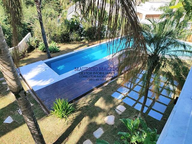 #2116 - Casa para Venda em Santana de Parnaíba - SP