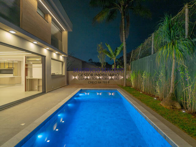 Casa para Venda em Santana de Parnaíba - 4