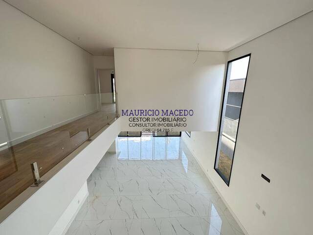 Casa para Venda em Santana de Parnaíba - 5