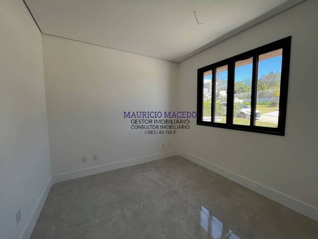 Casa para Venda em Santana de Parnaíba - 5