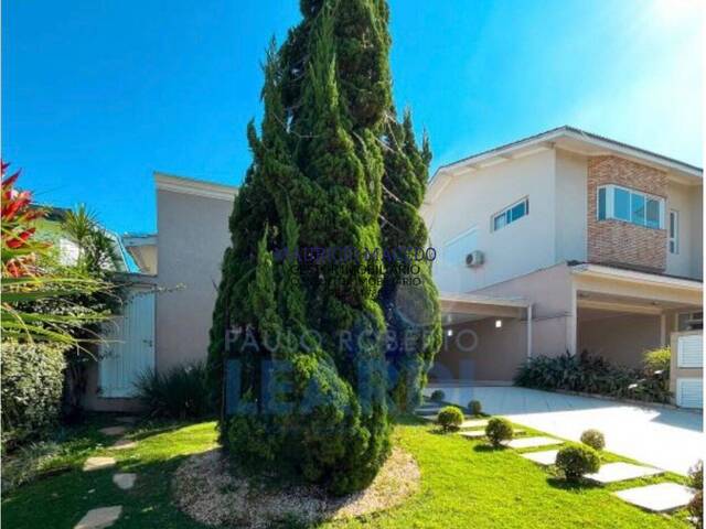 #2147 - Casa para Venda em Santana de Parnaíba - SP