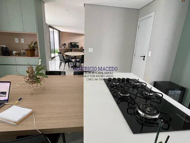 #2146 - Casa para Venda em Santana de Parnaíba - SP