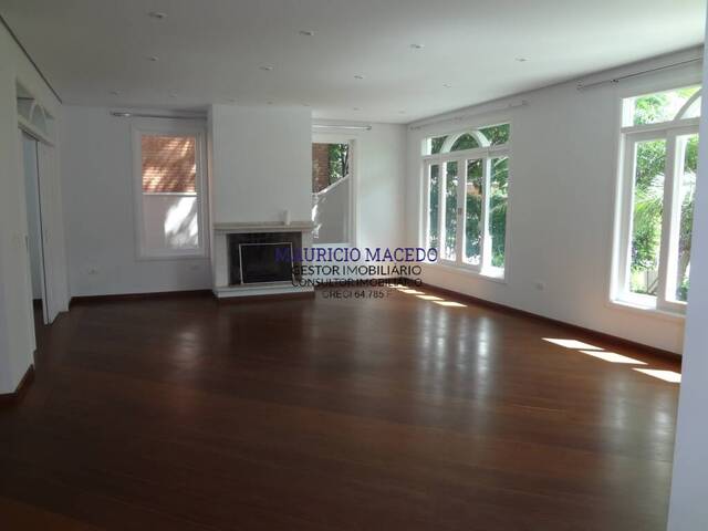 Casa para Locação em Santana de Parnaíba - 2