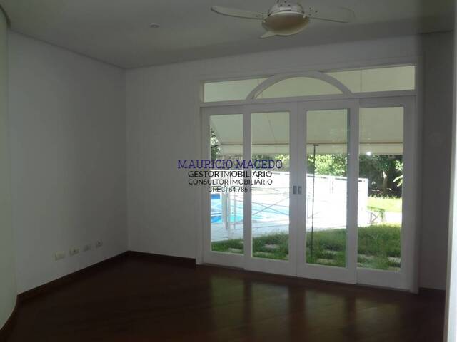 Casa para Locação em Santana de Parnaíba - 3