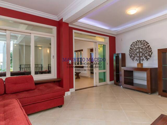 Casa para Venda em Santana de Parnaíba - 4
