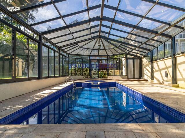 Casa para Venda em Santana de Parnaíba - 2