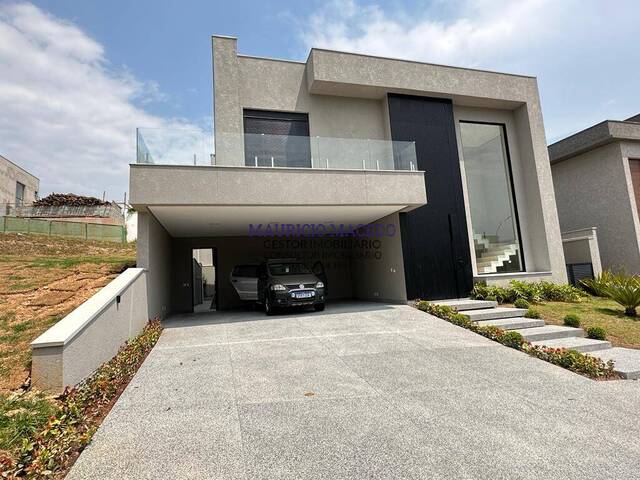 Casa para Venda em Santana de Parnaíba - 3