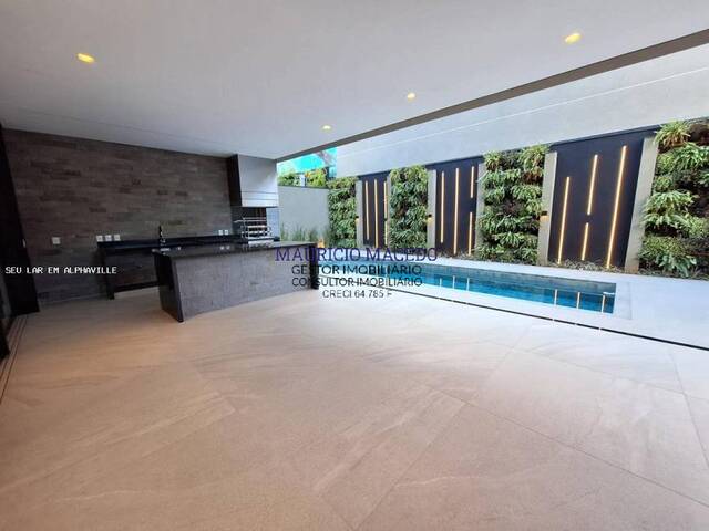 #2184 - Casa para Venda em Santana de Parnaíba - SP