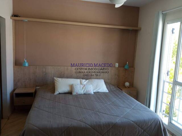 #2190 - Casa para Venda em Santana de Parnaíba - SP