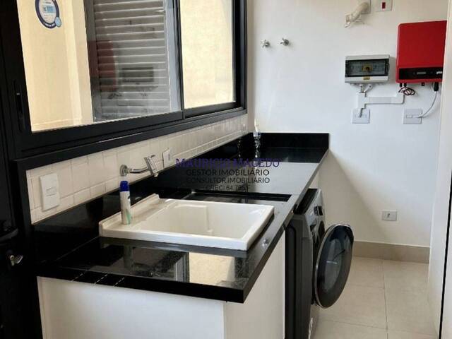 Casa para Venda em Santana de Parnaíba - 5