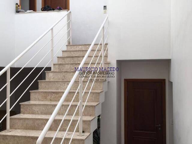 Casa para Venda em Santana de Parnaíba - 5