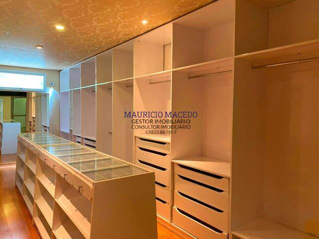 Casa para Venda em Santana de Parnaíba - 4