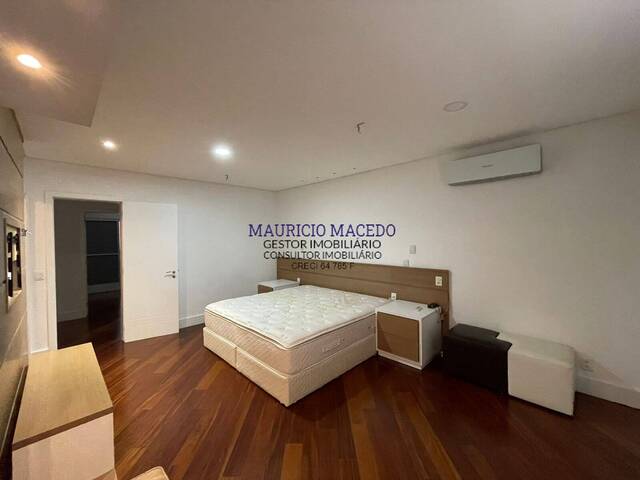 #2228 - Casa para Venda em Santana de Parnaíba - SP