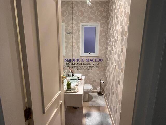 #2242 - Casa para Venda em Santana de Parnaíba - SP