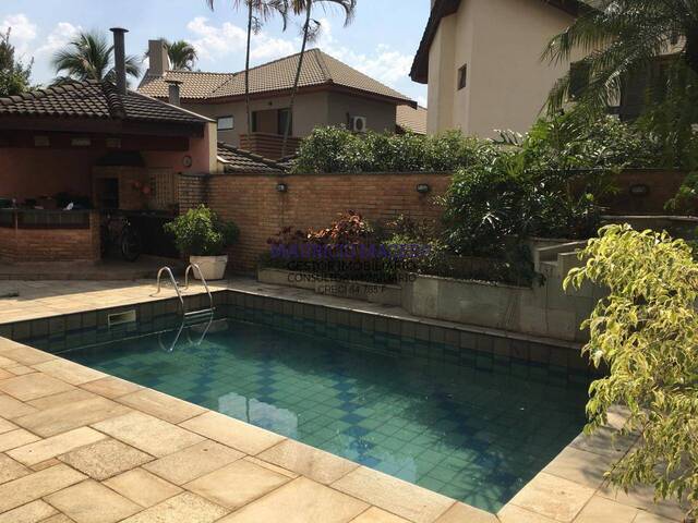 #2255 - Casa para Venda em Santana de Parnaíba - SP