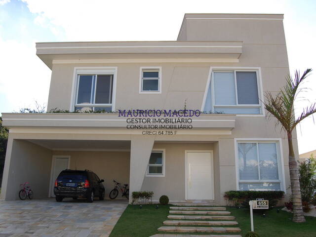 #2084 - Casa para Venda em Santana de Parnaíba - SP