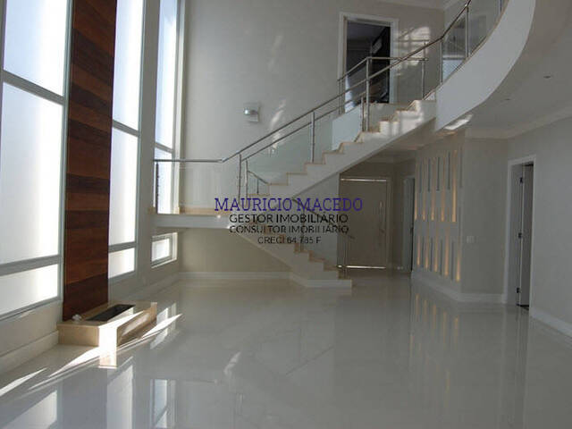 #2084 - Casa para Venda em Santana de Parnaíba - SP